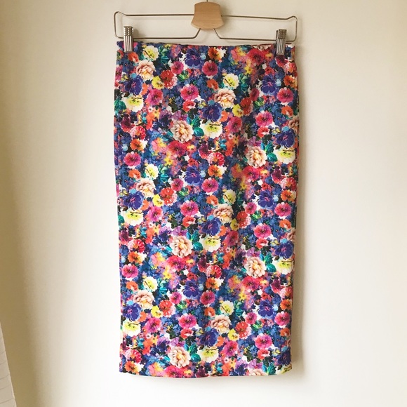 Zara multicoloured floral stretchy pencil skirt - Picture 6 of 10